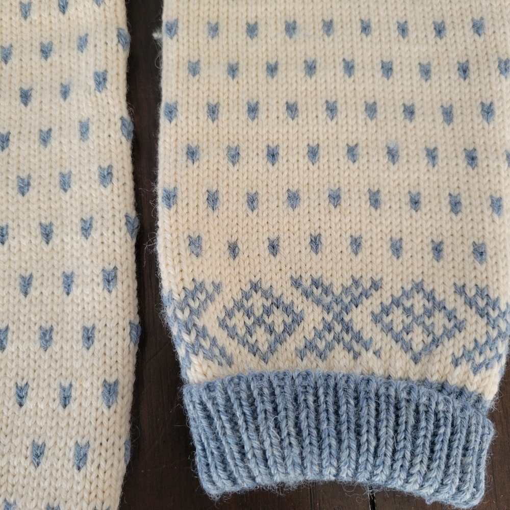 Vintage LL Bean 100% Wool Sweater Size 42/XL Made In Norway - Picture 3 of 16